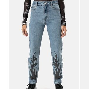 Adika flaming hot jeans